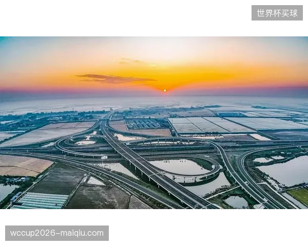 大型体育文旅小镇开发逻辑向纯现金流驱动演进